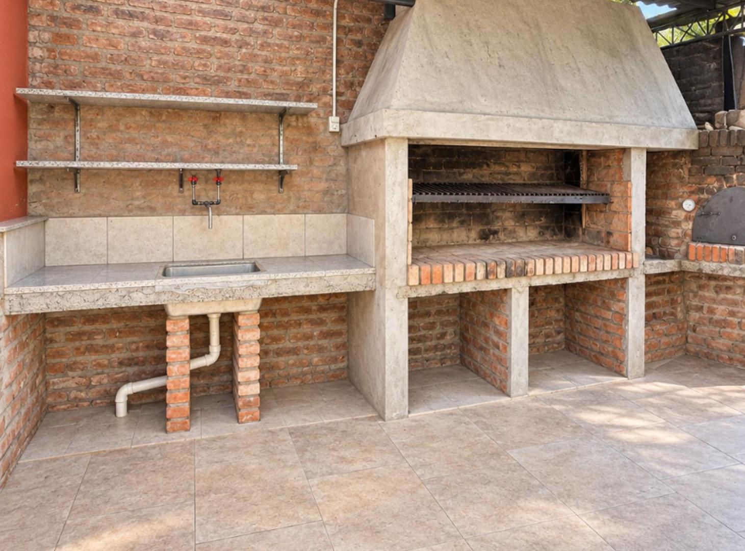 Foto de VENTA CASA 3 AMB PILETA LA ALBORADA LAS CAMELIAS, imagen 1