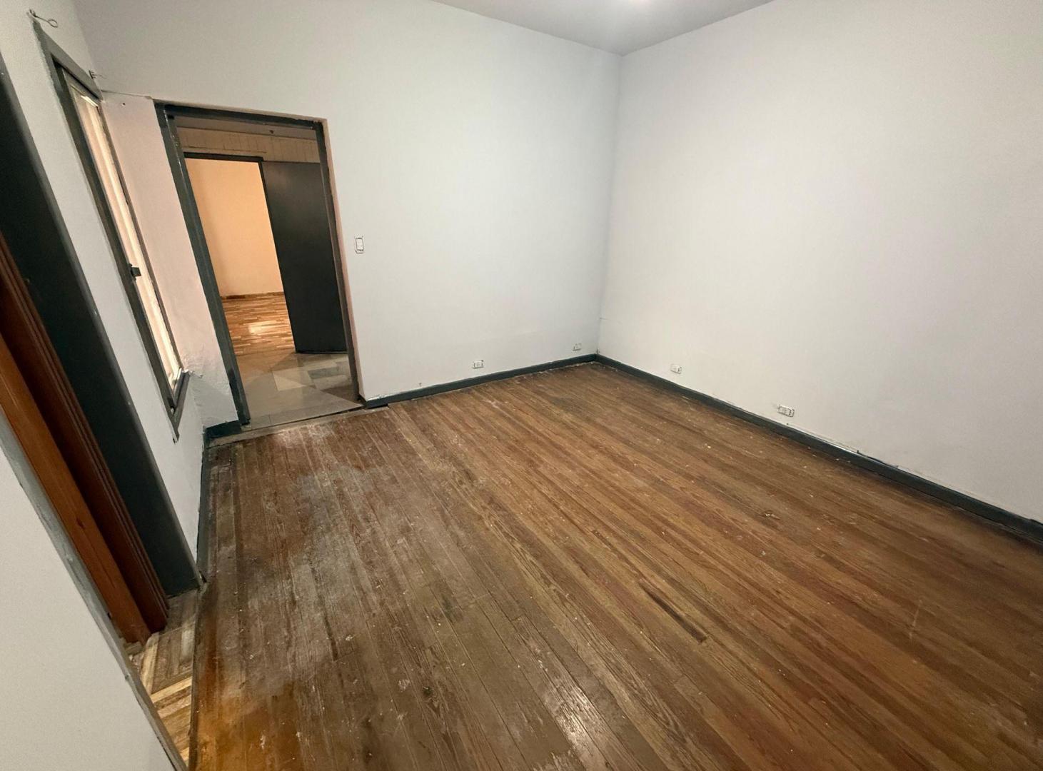 Foto de PH EN VENTA 4 AMB CON PATIO Y TERRAZA, imagen 5