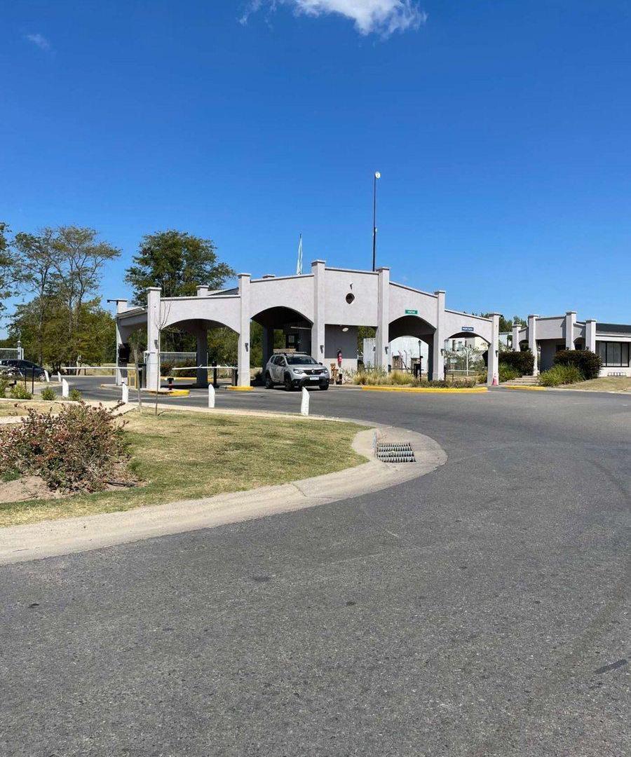 Foto de VENTA LOTE A LA LAGUNA EN SANTA ANA OPORTUNIDAD!!!, imagen 3