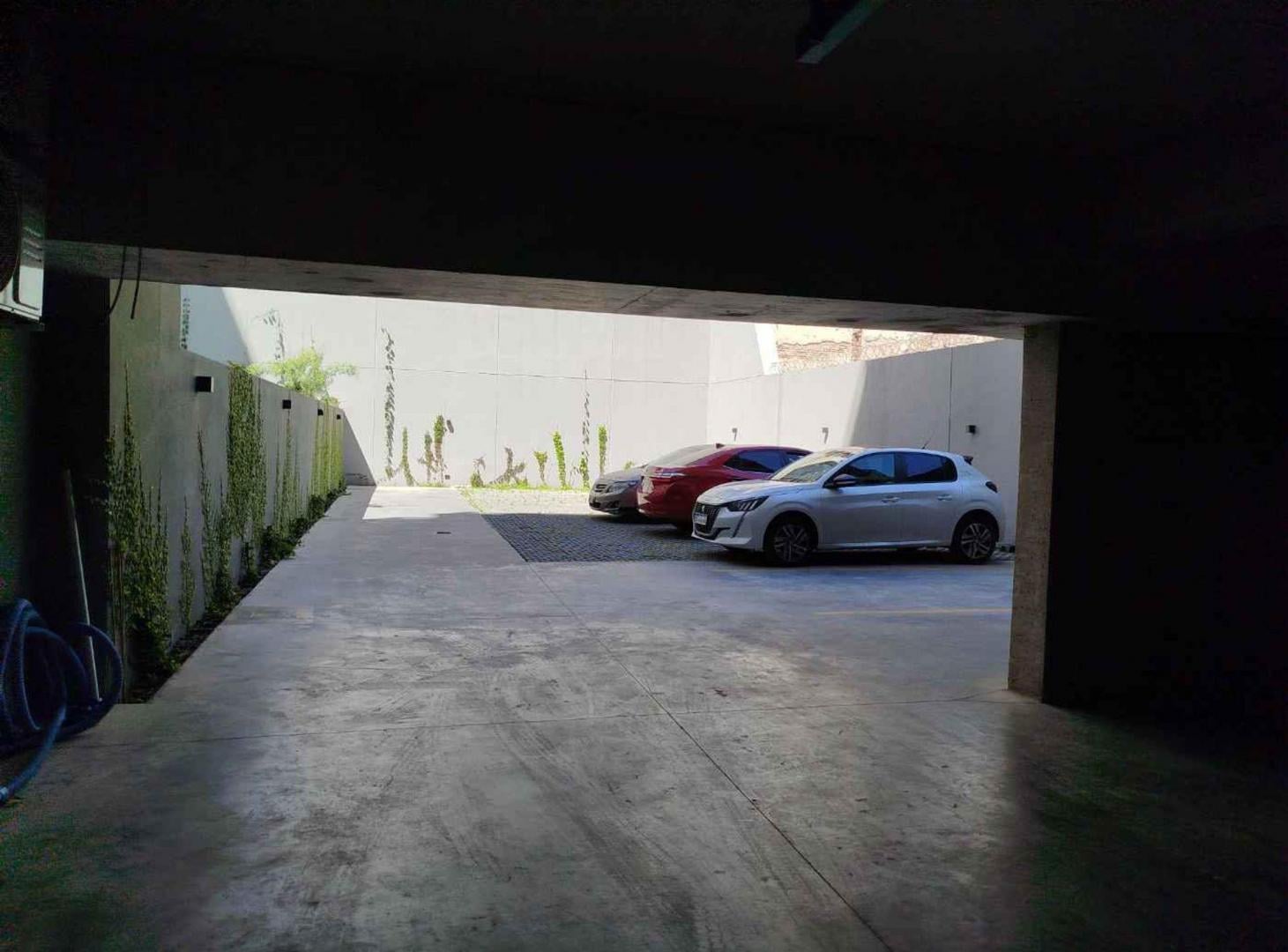 Foto de EN VENTA COCHERA DESCUBIERTA EN PALERMO, imagen 5