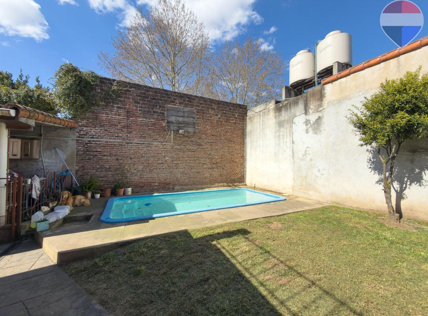 Foto de VENTA CASA 5 DORMITORIOS,PILETA,COCHERA SAN ISIDRO, imagen 2