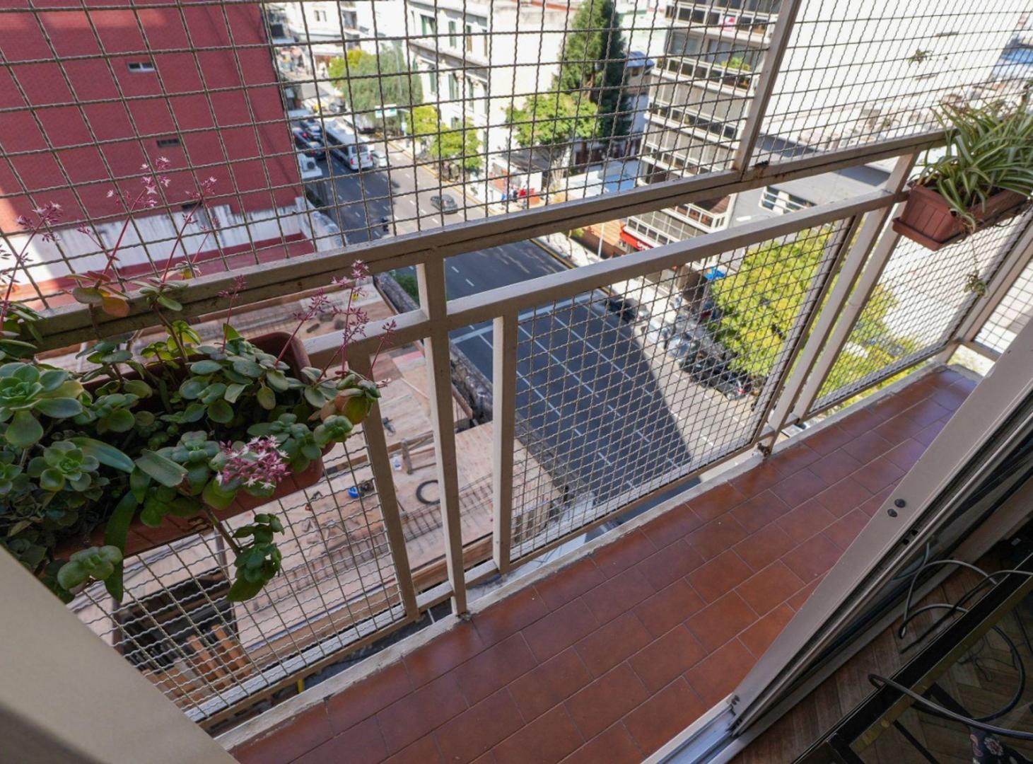Foto de VENTA DEPTO 4 AMB 2 BALCONES COCH/BAULERA V CRESPO, imagen 5