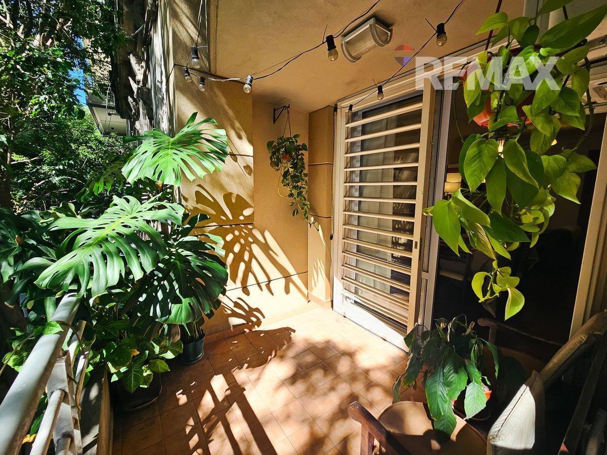 Foto de VENTA 2 AMB COCHERA Y TOILETTE - BARRIO INGLÉS, imagen 2