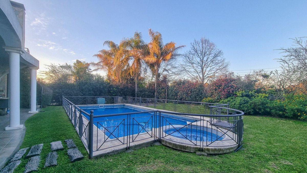 Foto de Venta – Casa de 6 ambientes en Ayres de Pilar, imagen 2