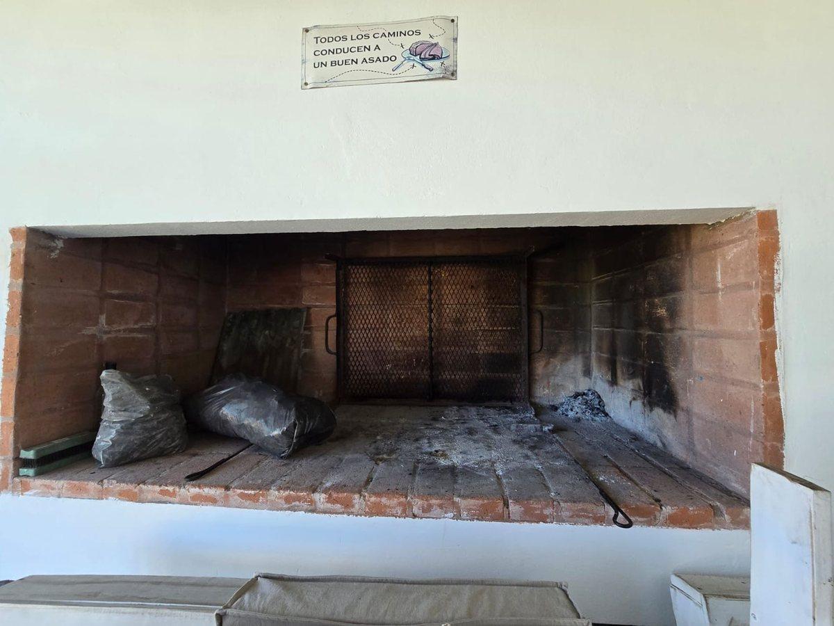 Foto de VENTA CASA QUINTA 700 M2 PILETA AIRE PAMPA ZARATE, imagen 3