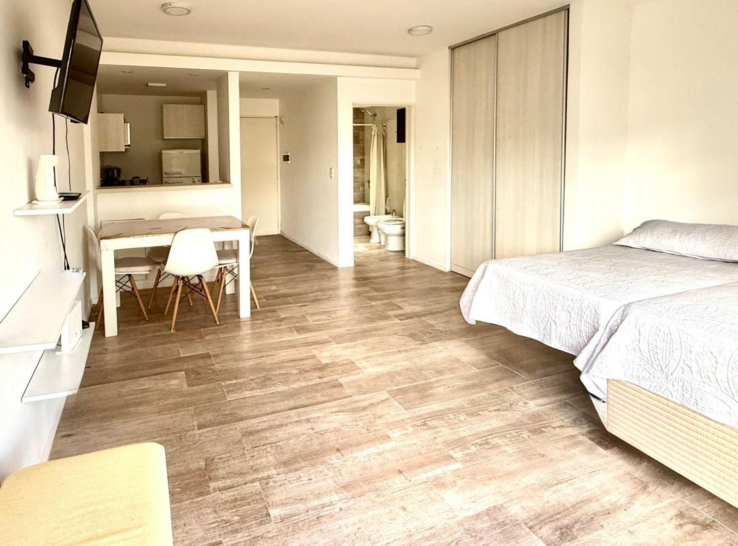 Foto de MONOAMBIENTE CON BALCÓN | APTO PROFESIONAL, imagen 1