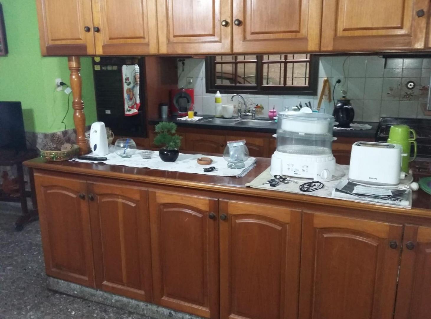 Foto de VENTA CASA 5 AMB MASCHWITZ CENTRO PILETA Y JARDIN, imagen 4