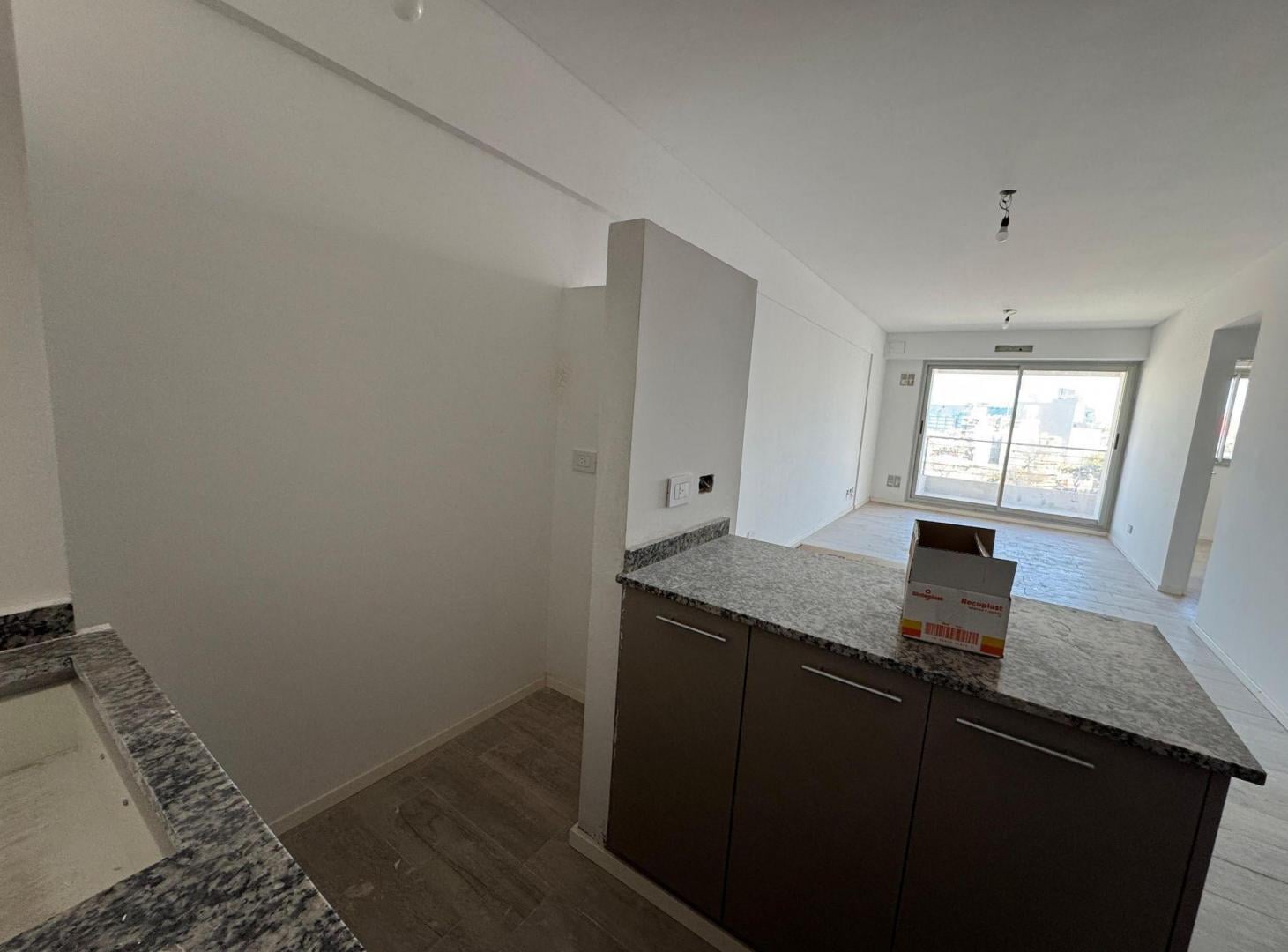 Foto de Venta Depto 2 amb en suite c/ Toilette vista Boca, imagen 1
