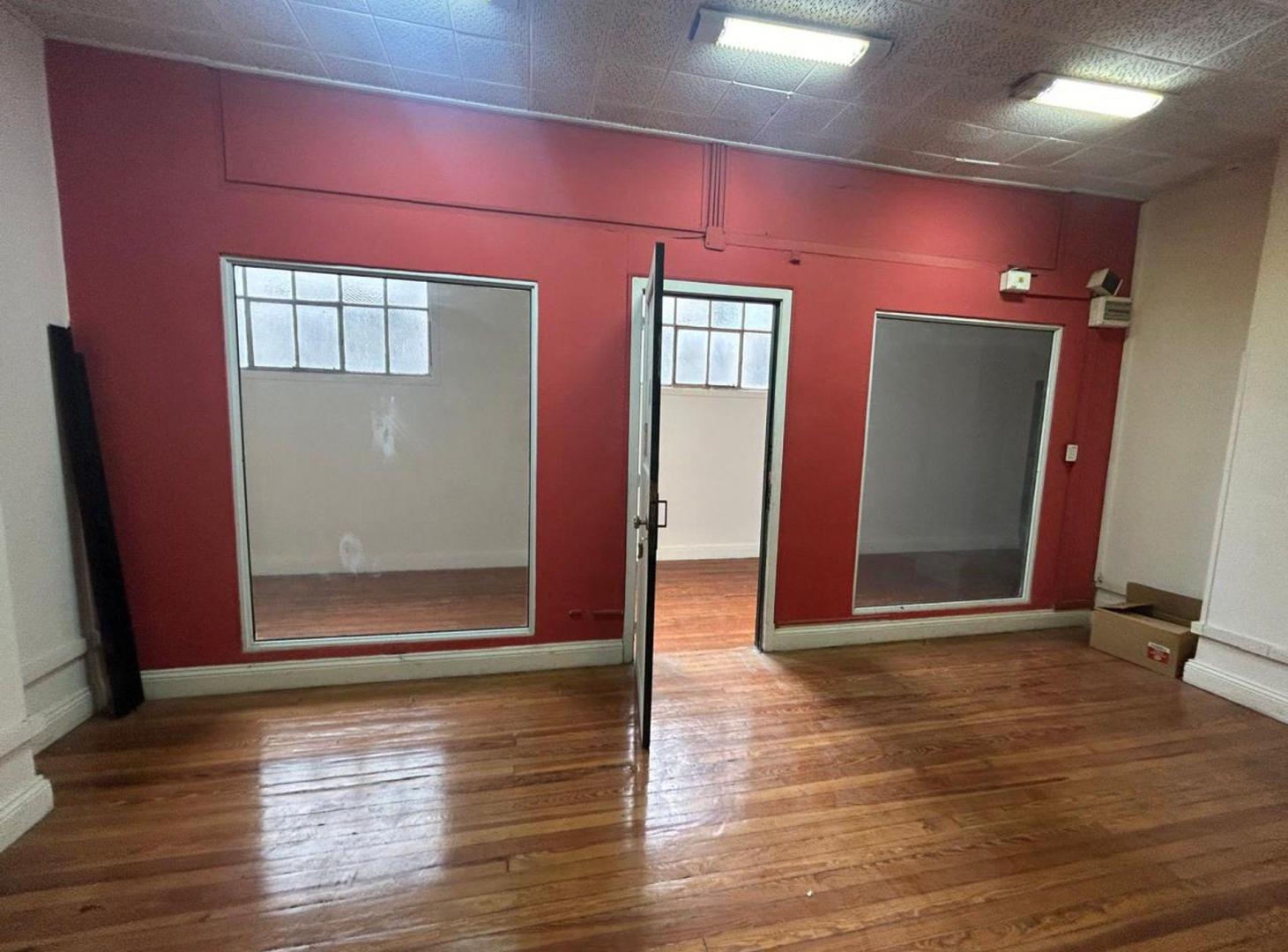 Foto de VENTA OFICINA. E. Thompson, Florida, Microcentro, imagen 1