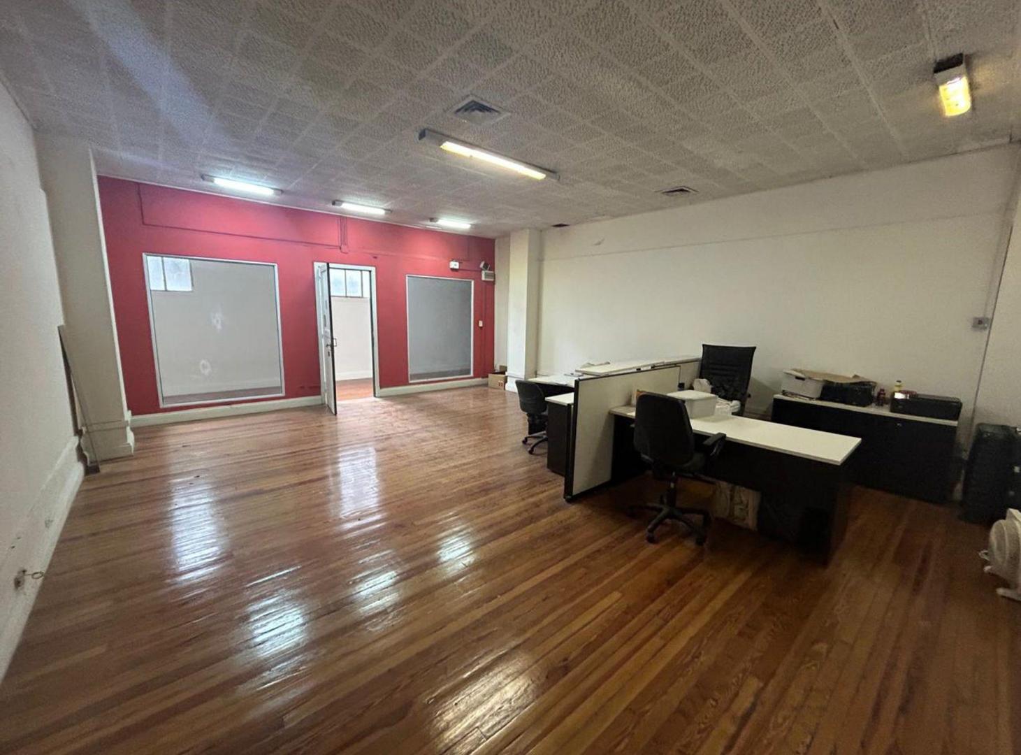 Foto de VENTA OFICINA. E. Thompson, Florida, Microcentro, imagen 2