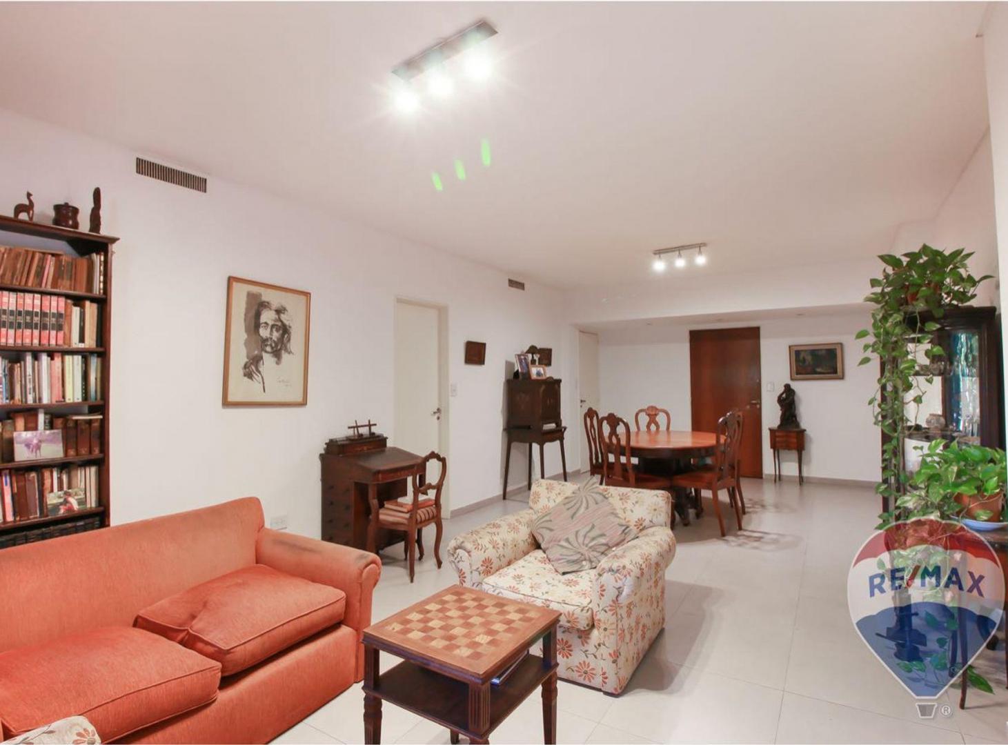 Foto de Venta depto. 4 amb con dep. y baulera en Belgrano., imagen 2