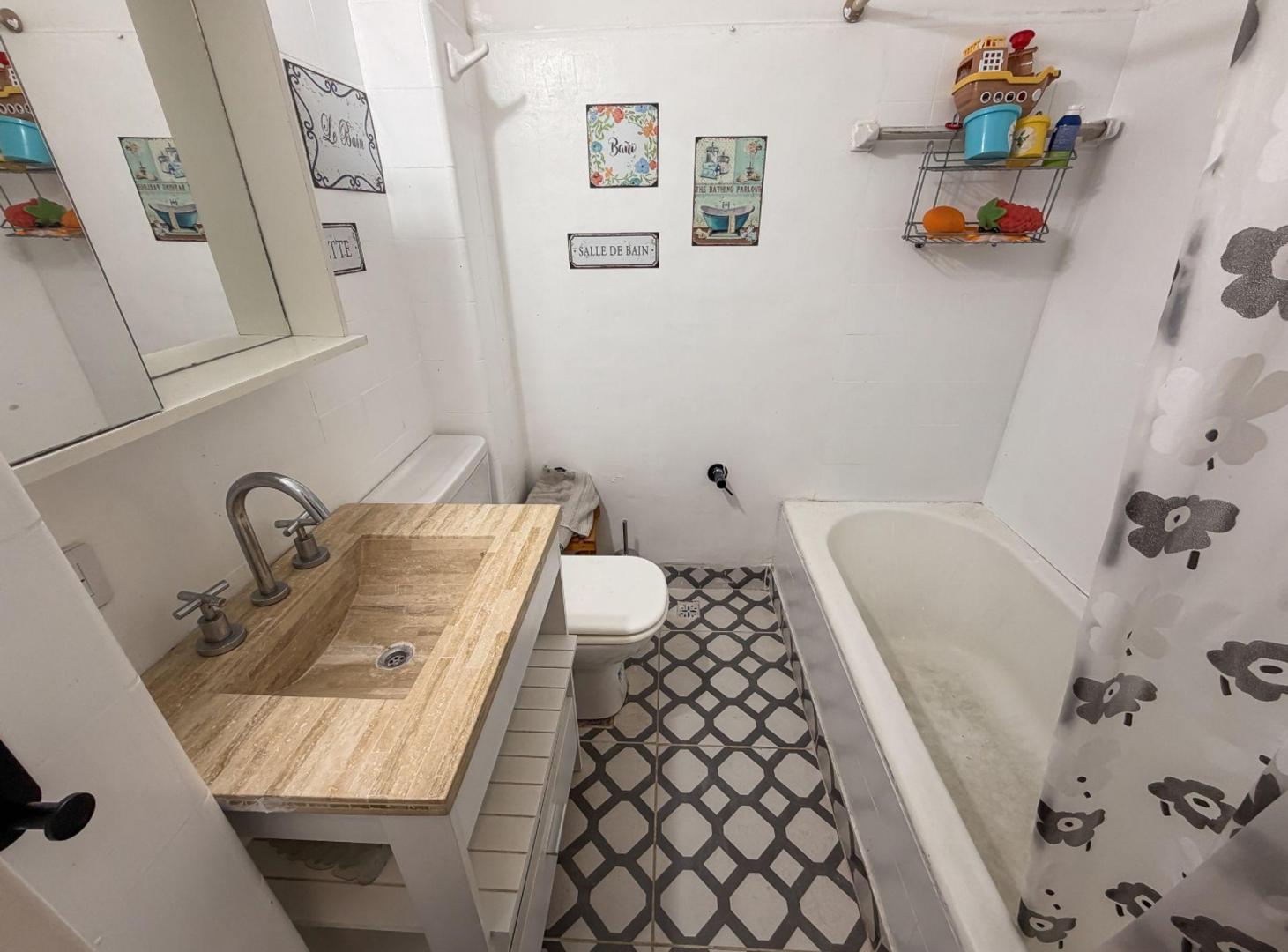 Foto de VTA DPTO 3 AMBIENTES C/BALCÓN EN VILLA G. MITRE, imagen 1