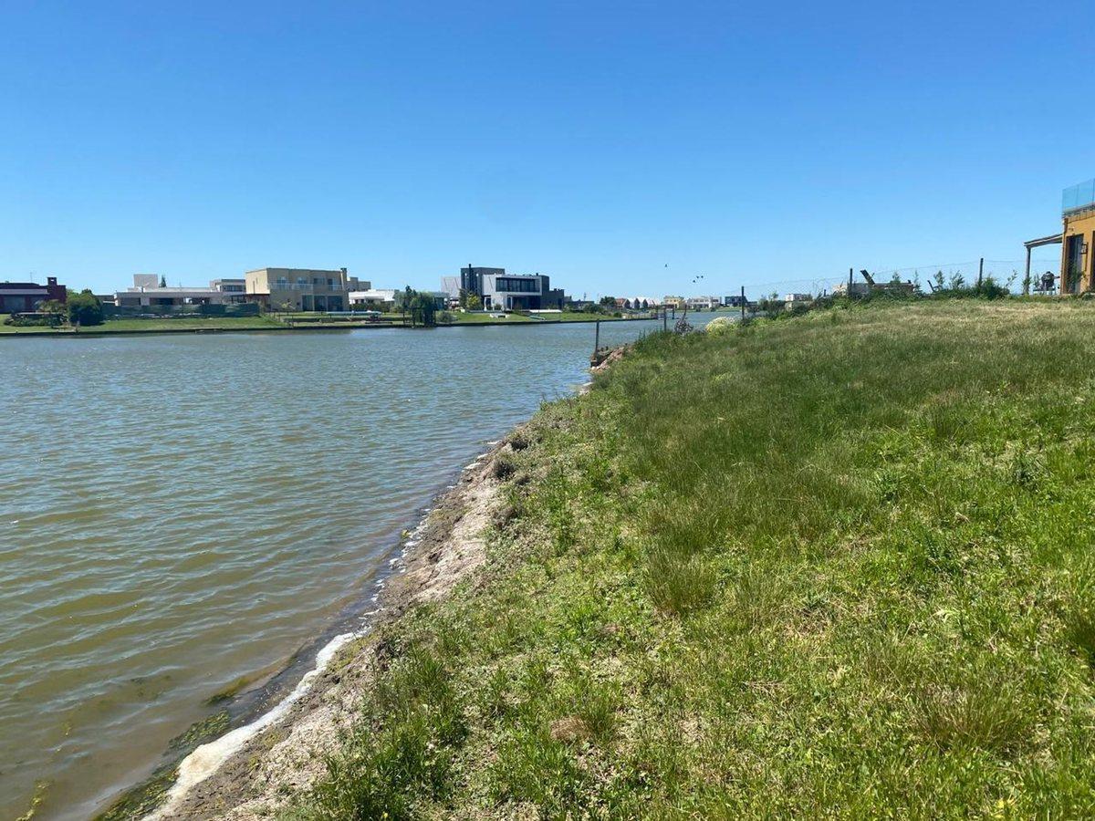Foto de VENTA LOTE A LA LAGUNA EN BARRIO SAN SEBASTIÁN, imagen 3