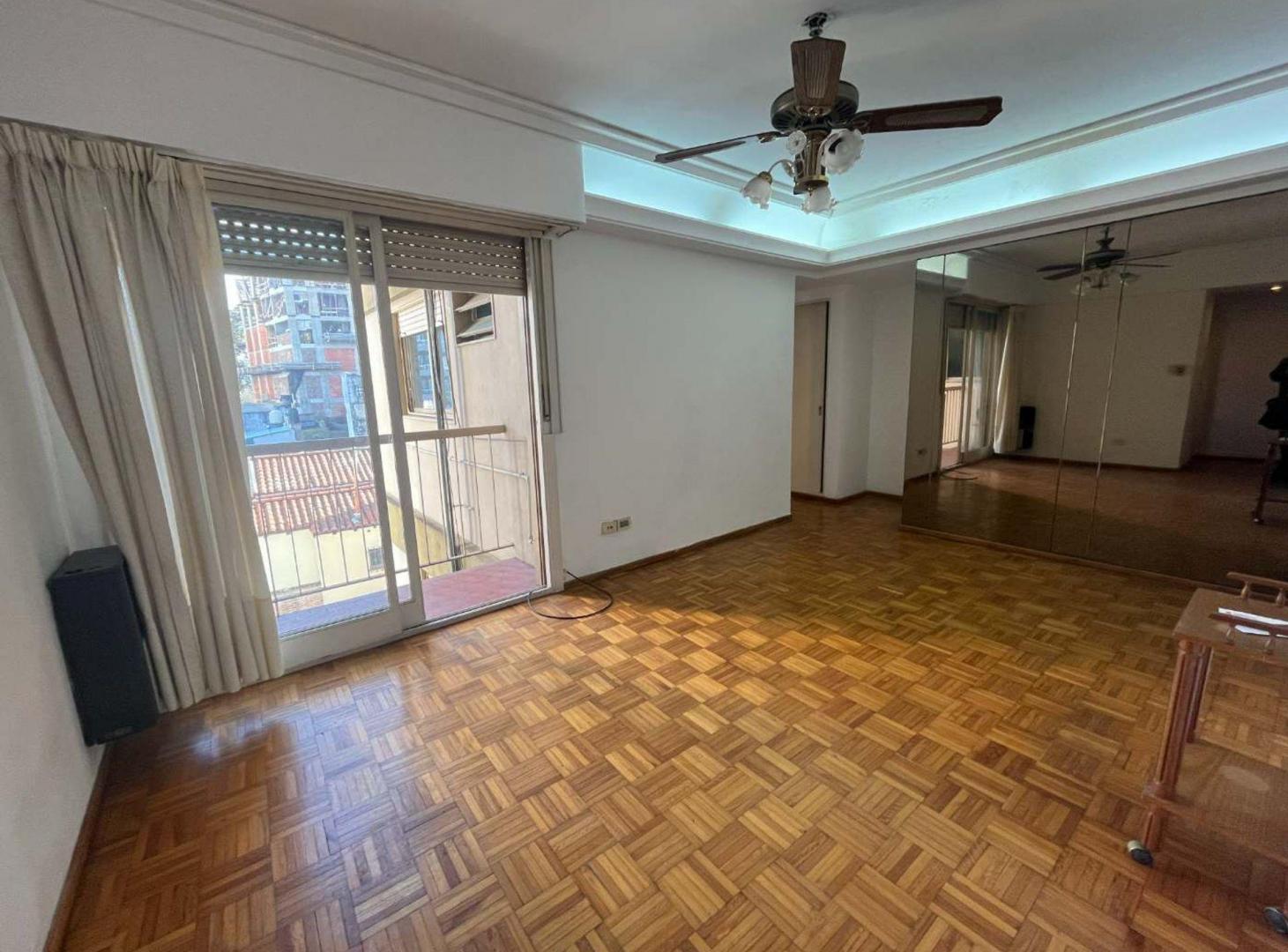 Foto de Venta Depto 2 amb -Balcón-Lav.- Villa de Parque, imagen 1