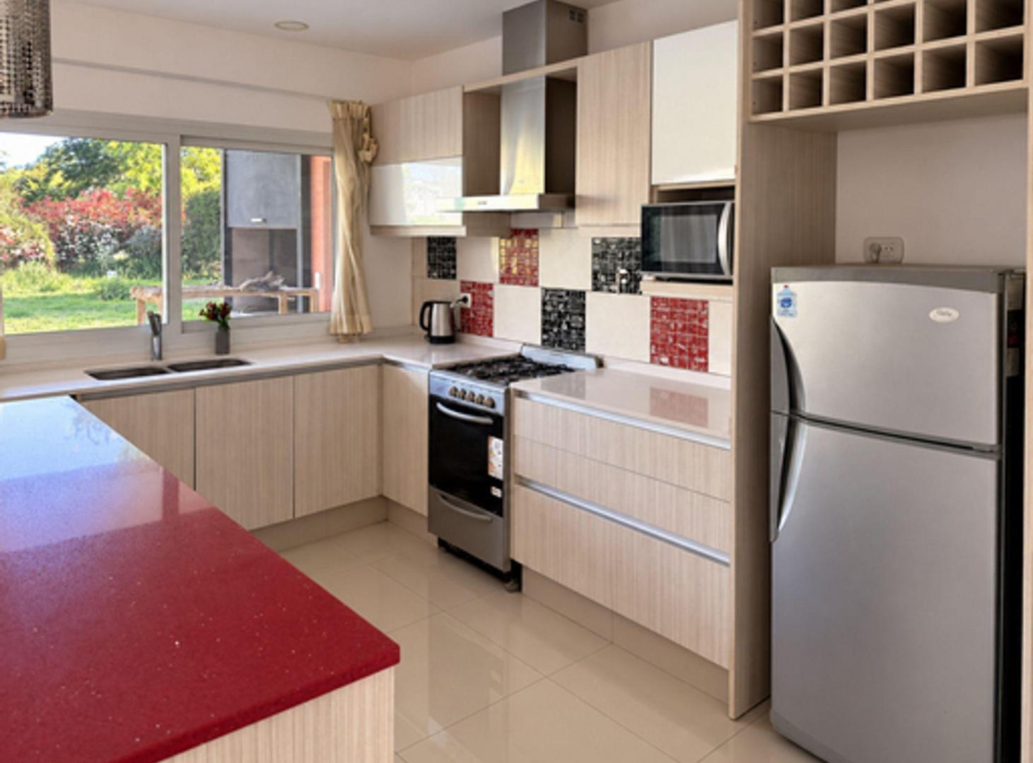 Foto de Casa 5 amb. + Dep. Pileta Galeria SANTA GUADALUPE!, imagen 5