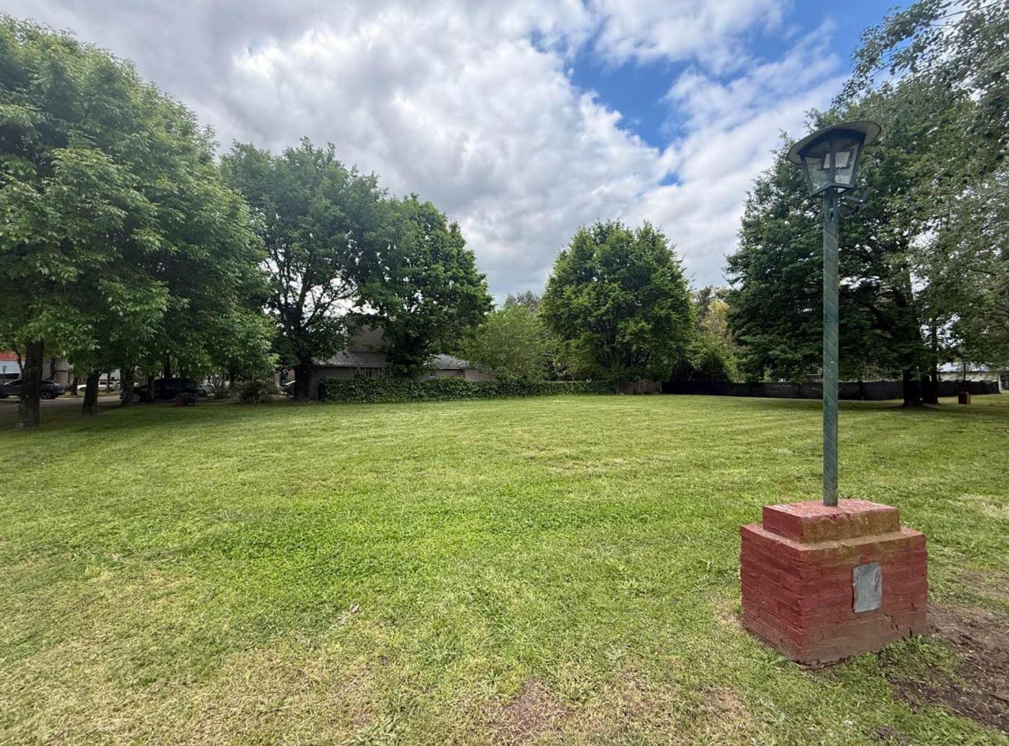 Foto de Lote de 1098m2 Barrio Las fuentes - Tristan Suarez, imagen 4