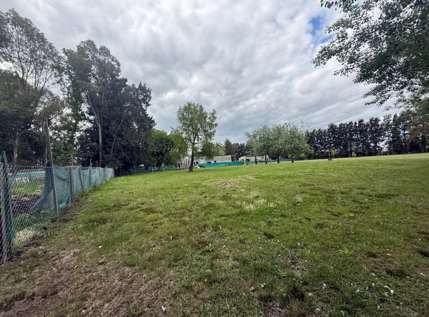 Foto de Lote de 1030m2 Barrio Las fuentes - Tristan Suarez, imagen 3