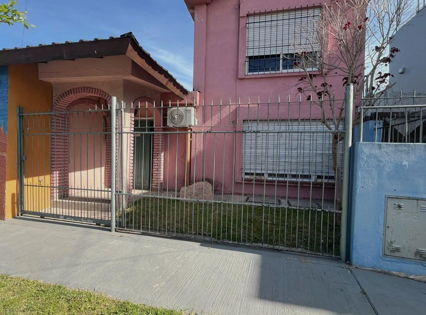 Foto de PH 5 Amb VENTA Jardin Quincho Parri Coche Castelar, imagen 1