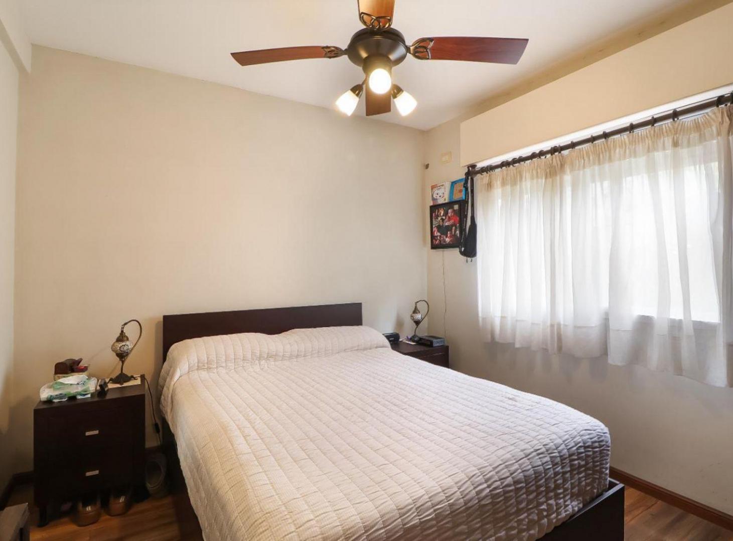 Foto de Venta Munro: 2 Casas en Gran Lote - Sin Expensas, imagen 3