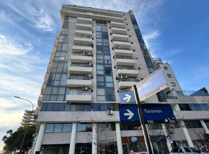 Vacio Sin muebles! luminoso! Vista 1 dorm externo balcon 1