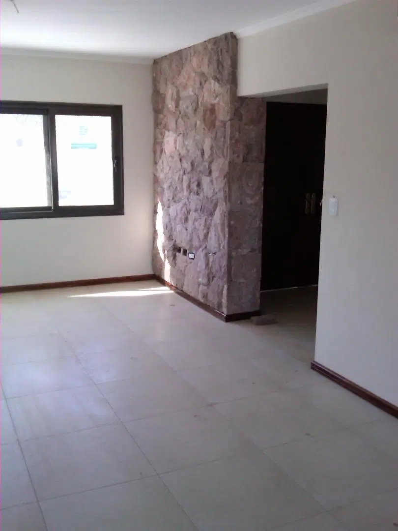 DUPLEX EN ALQUILER 3 DORM Bº JARDINES DEL JOCKEY 2