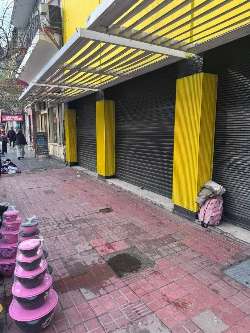 INMEJORABLE ZONA!! peatonal SAN MARTIN esquina Sarmiento 4