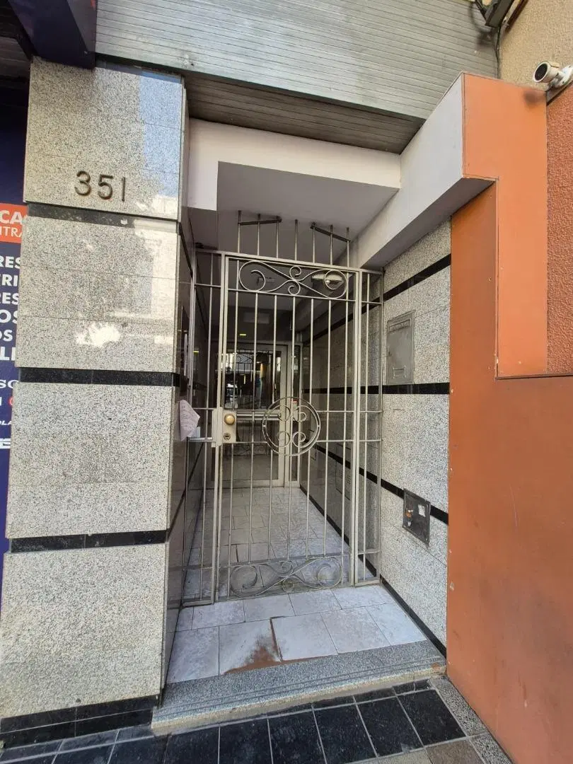 alquiler depto 2 dorm zona centro! sin amoblar 1