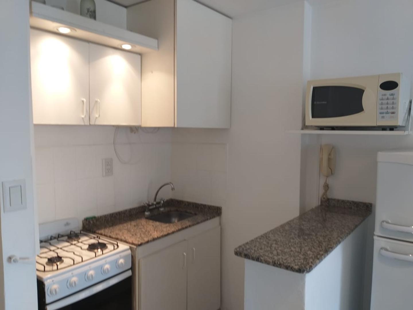 Foto de MONO ambiente amoblado!, imagen 2