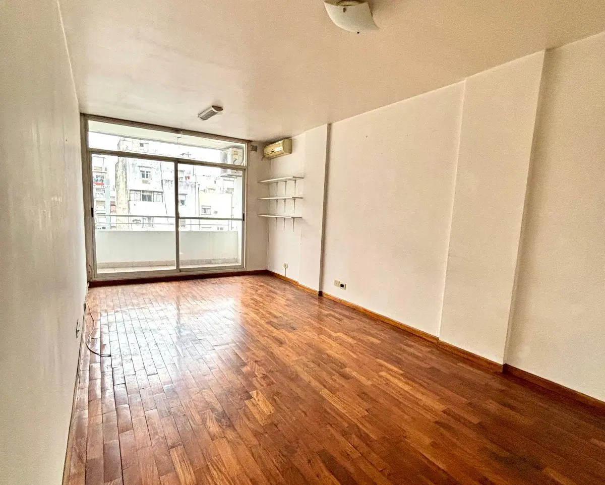 Excelente y luminoso 2 ambientes suite con vestidor y toilette 2