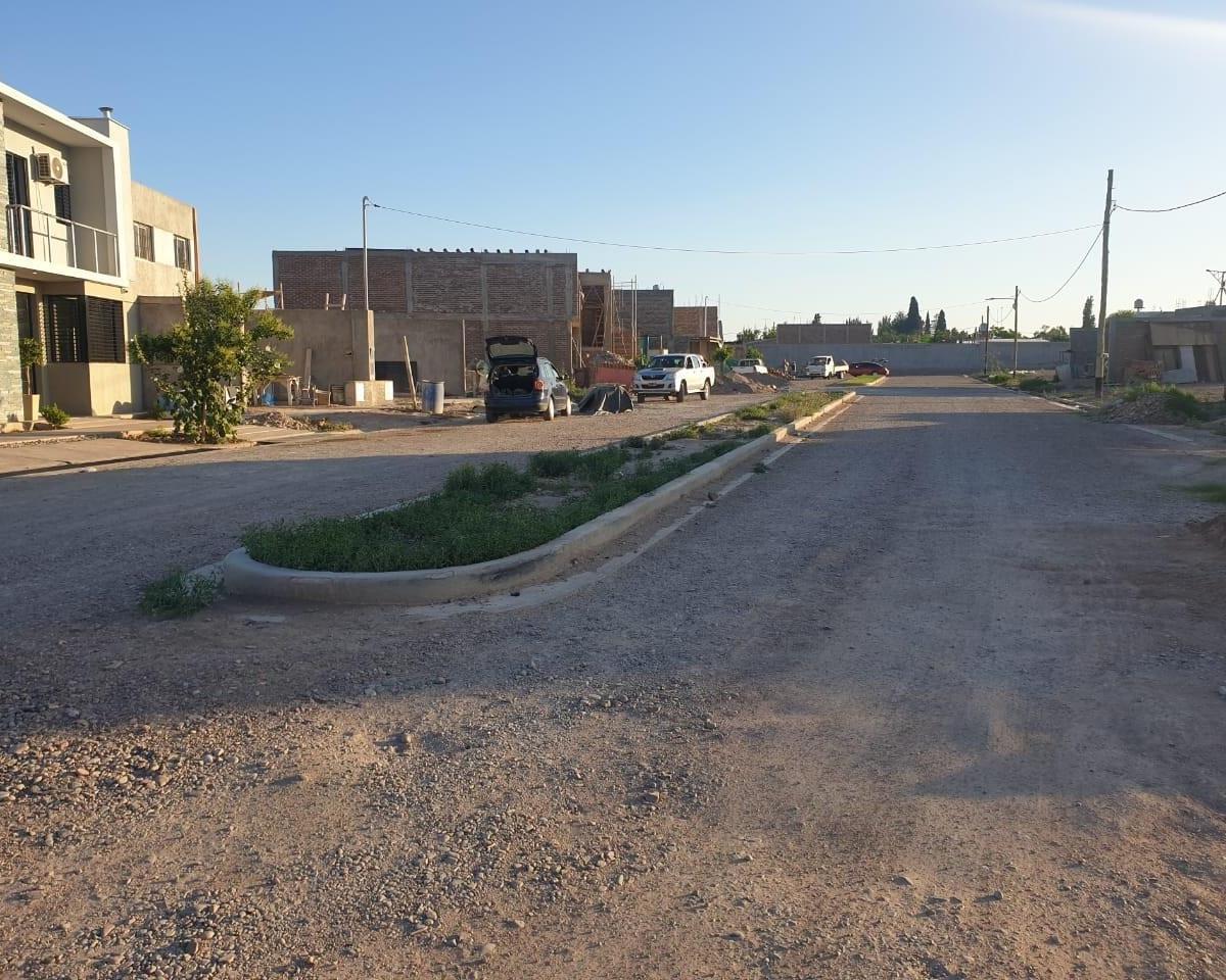 Vende Excelente Lote! Barrio Privado Los Alamos, Guaymallen, Mendoza. 4