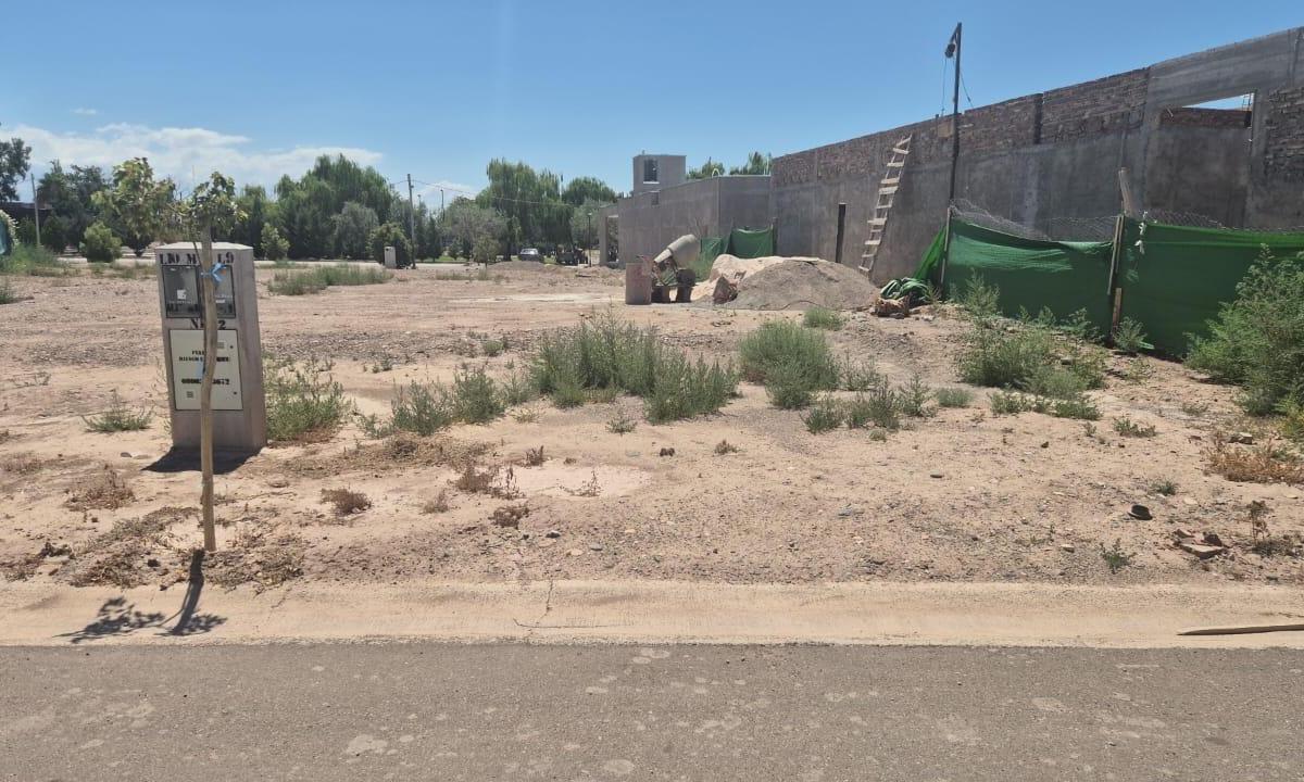 Vende Lotes en Barrio Privado Las Retamas 5