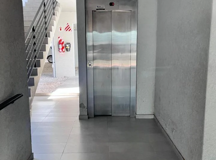 ESPECTACULAR DEPARTAMENTO EN LA MEJOR ZONA DE VICTORIA 2