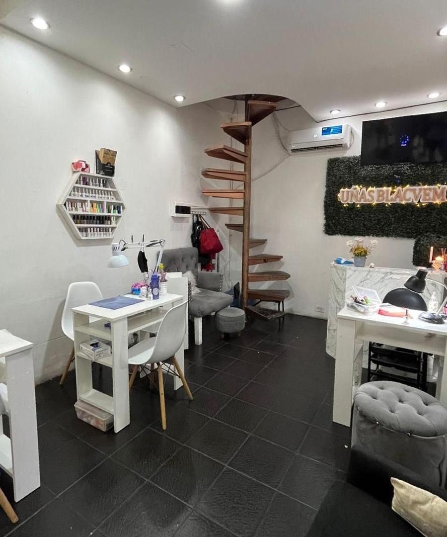 Foto de Venta Local con entrepiso en Galería Río de Janeiro, Av. Cabildo 2300, imagen 2