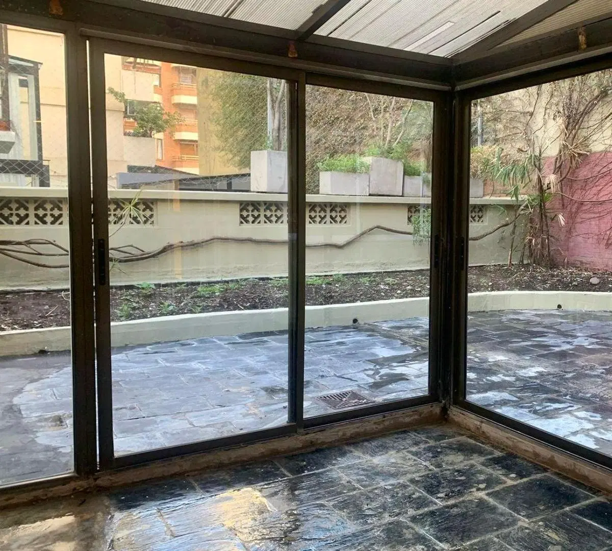 Venta Departamento Las Cañitas 3 ambientes gran patio 2