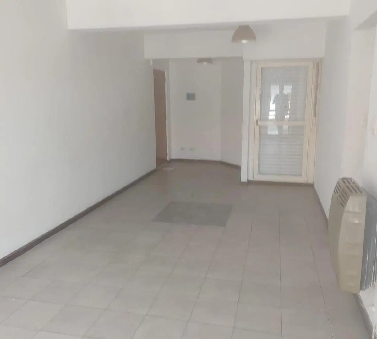 Venta 3 Ambientes en pleno centro de Monte Grande: con balcón y cochera 5