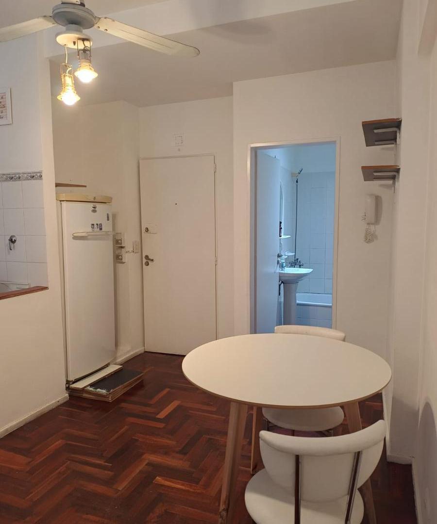 Foto de Venta departamento monoambiente dividido con cochera y balcón - Palermo, imagen 1