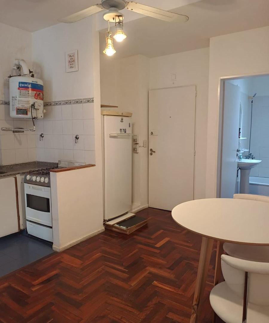 Foto de Venta departamento monoambiente dividido con cochera y balcón - Palermo, imagen 4