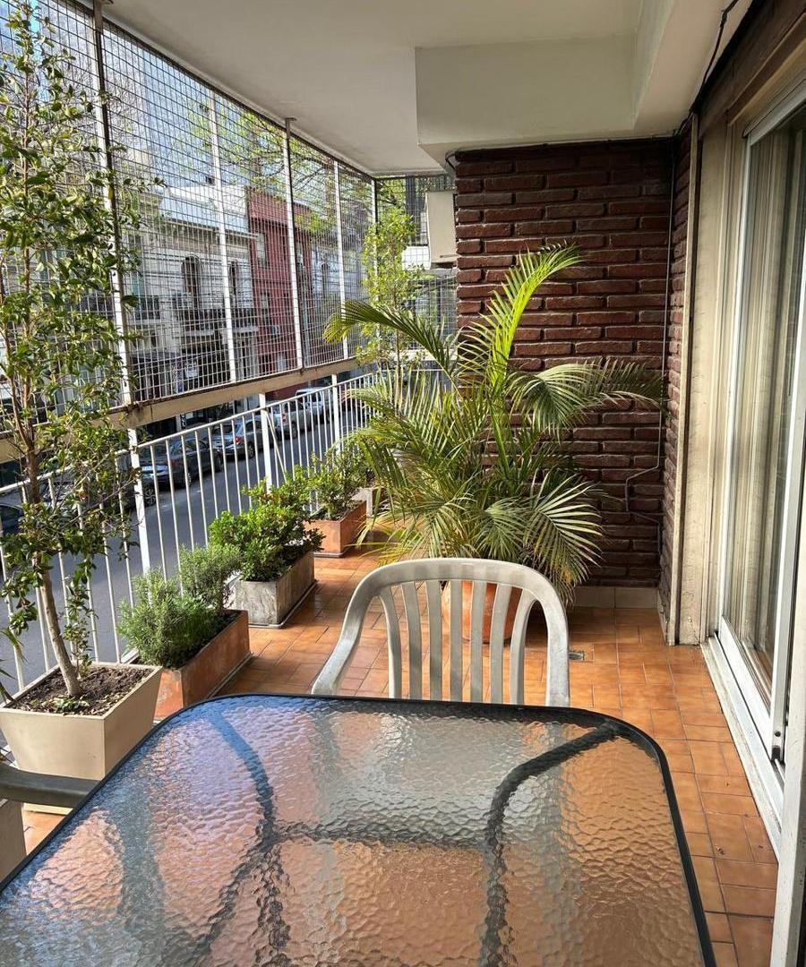 Foto de Venta Departamento 4 amb con dep Recoleta - Amplio bcon y cochera, imagen 2