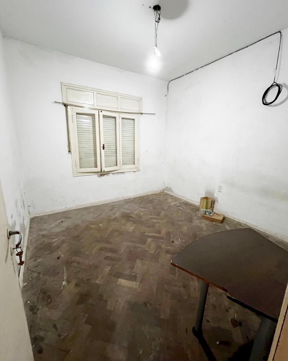 Pueyrredon, 4 Propiedades + Terreno Oportunidad Inversores! 3