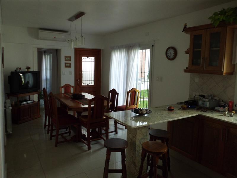 Foto de Casa en Martínez, San Isidro, B.A. muy buen nivel (10 años), imagen 2