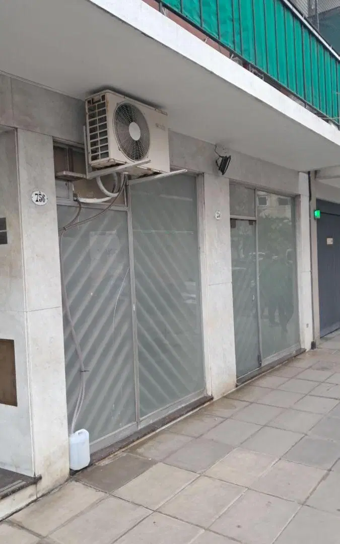 LOCAL COMERCIAL EN ALQUILER-COLEGIALES- 3