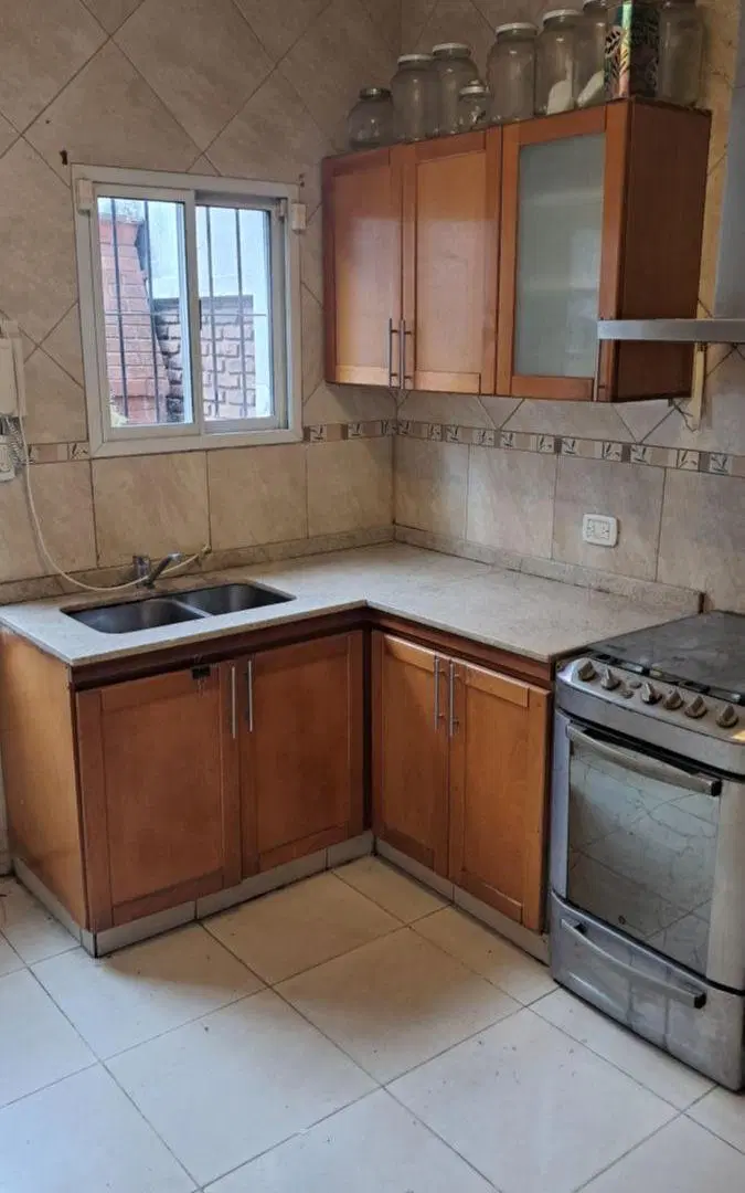 IMPORTANTE CASA EN VENTA-MARTINEZ- 5
