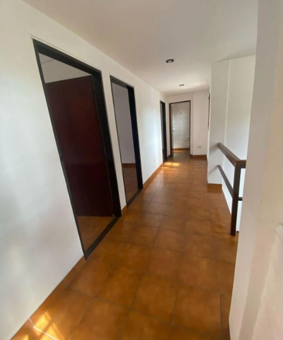 Foto de Oficinas con 3 despachos sobre Av. Libertador, imagen 5