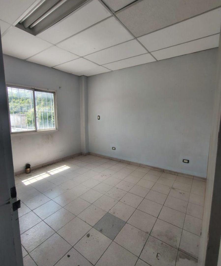 Foto de Edificio en dos planta con consultorios en Alquiler, imagen 4