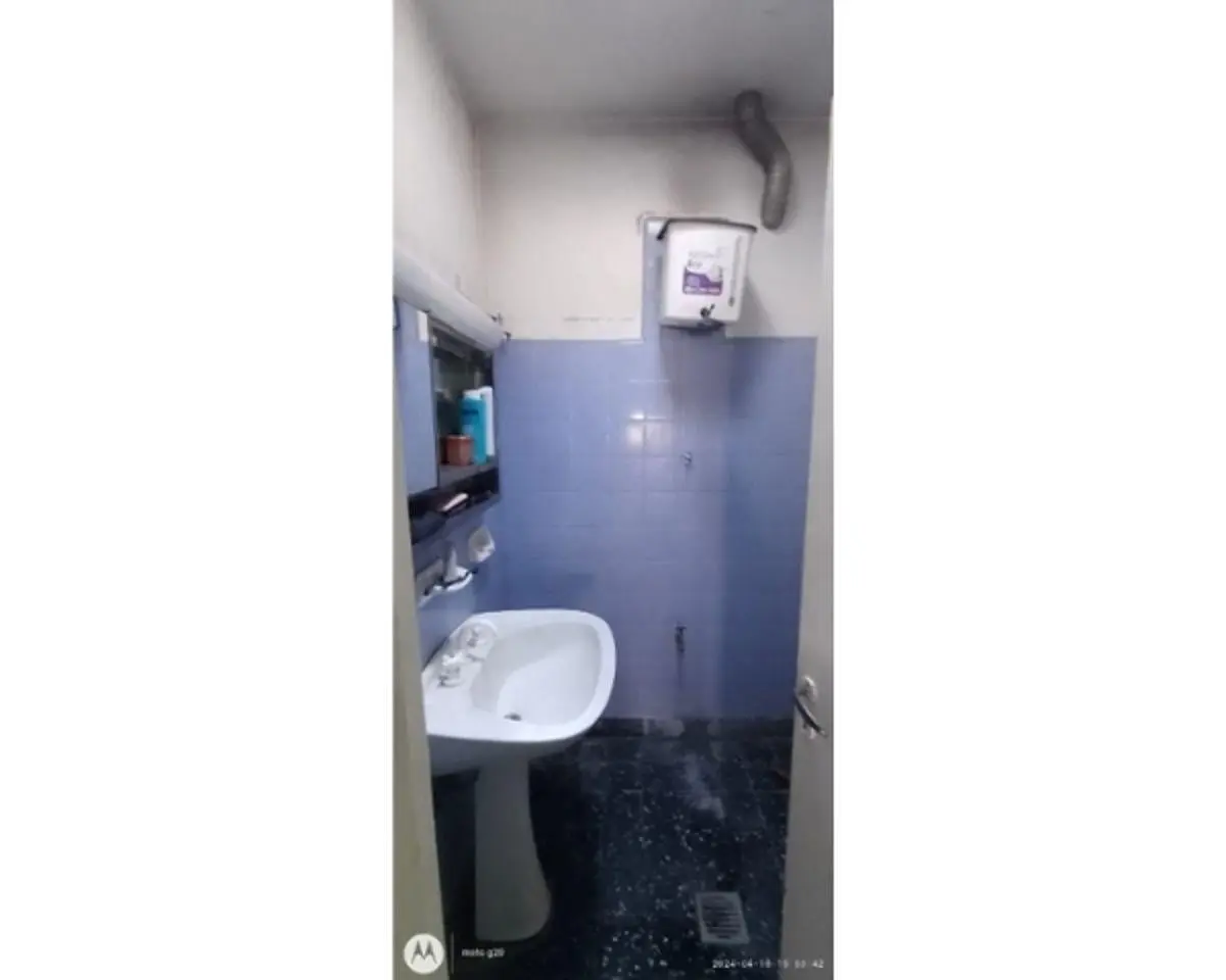 Casa en venta - Moreno 8