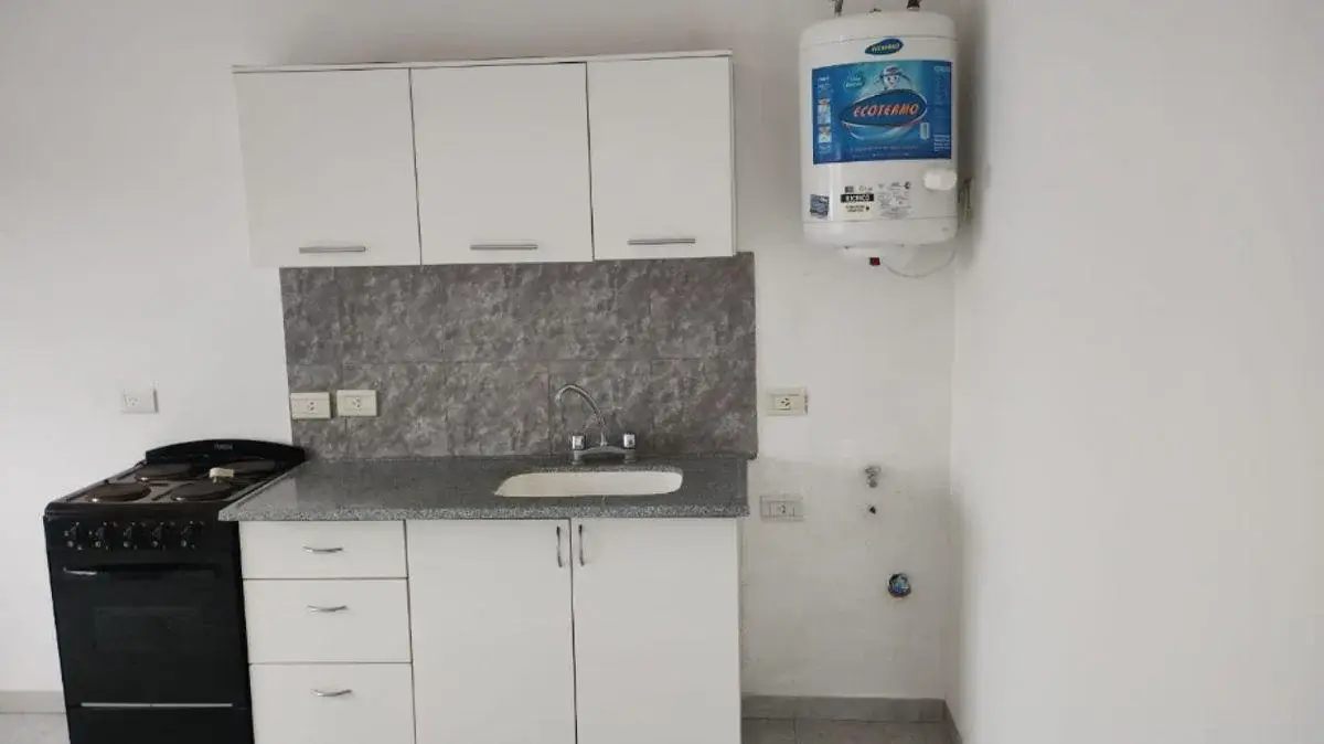 Departamento en alquiler - Moreno 3