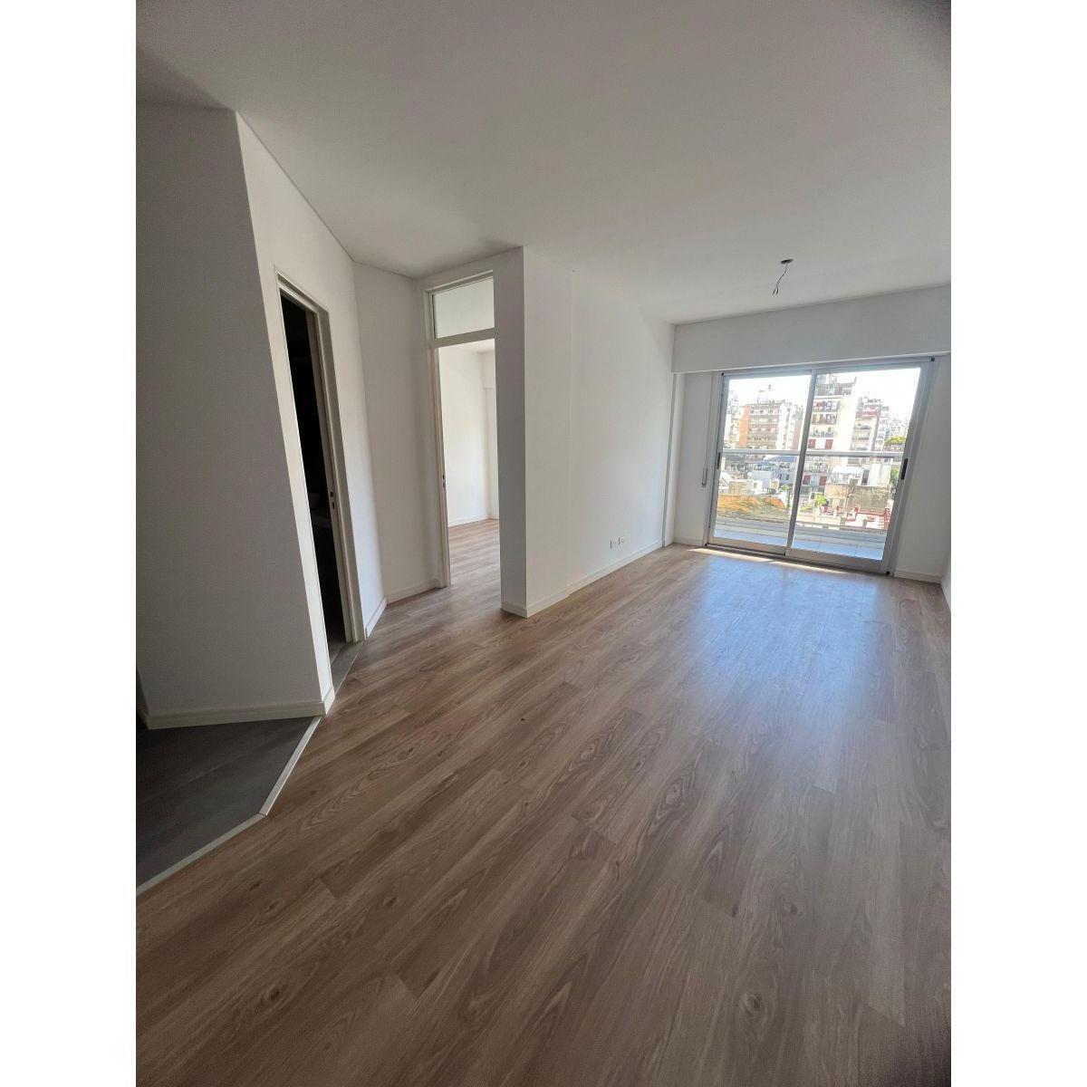 Departamento de 1 dormitorio c/ balcon - Paraguay 500