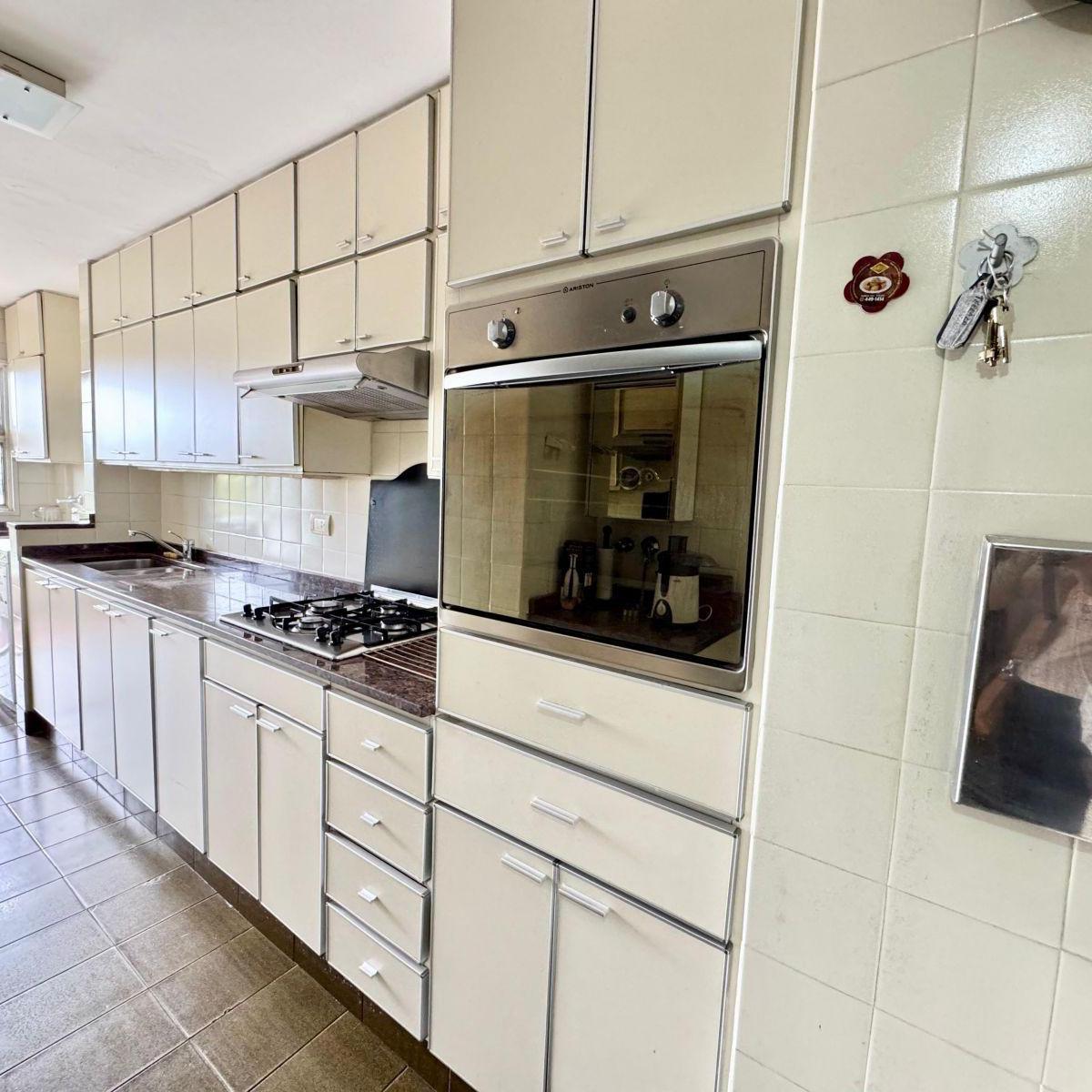 Piso Exclusivo Tres Dorm. - Bv. Oroño 1490 4