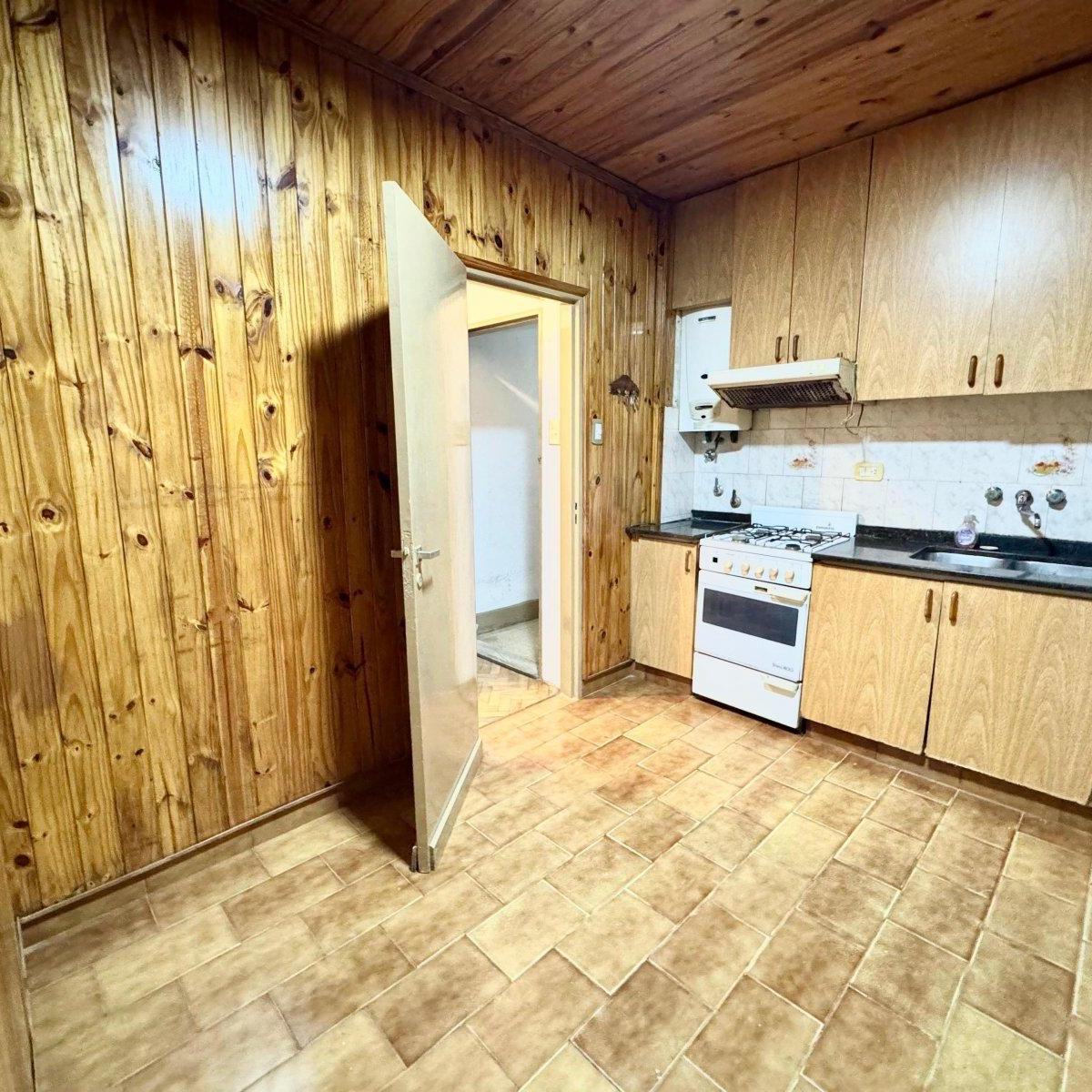 Departamento de 2 Dorm. - Pellegrini 451 2