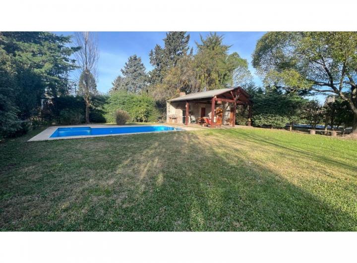 Casa en alquiler Roldan 2